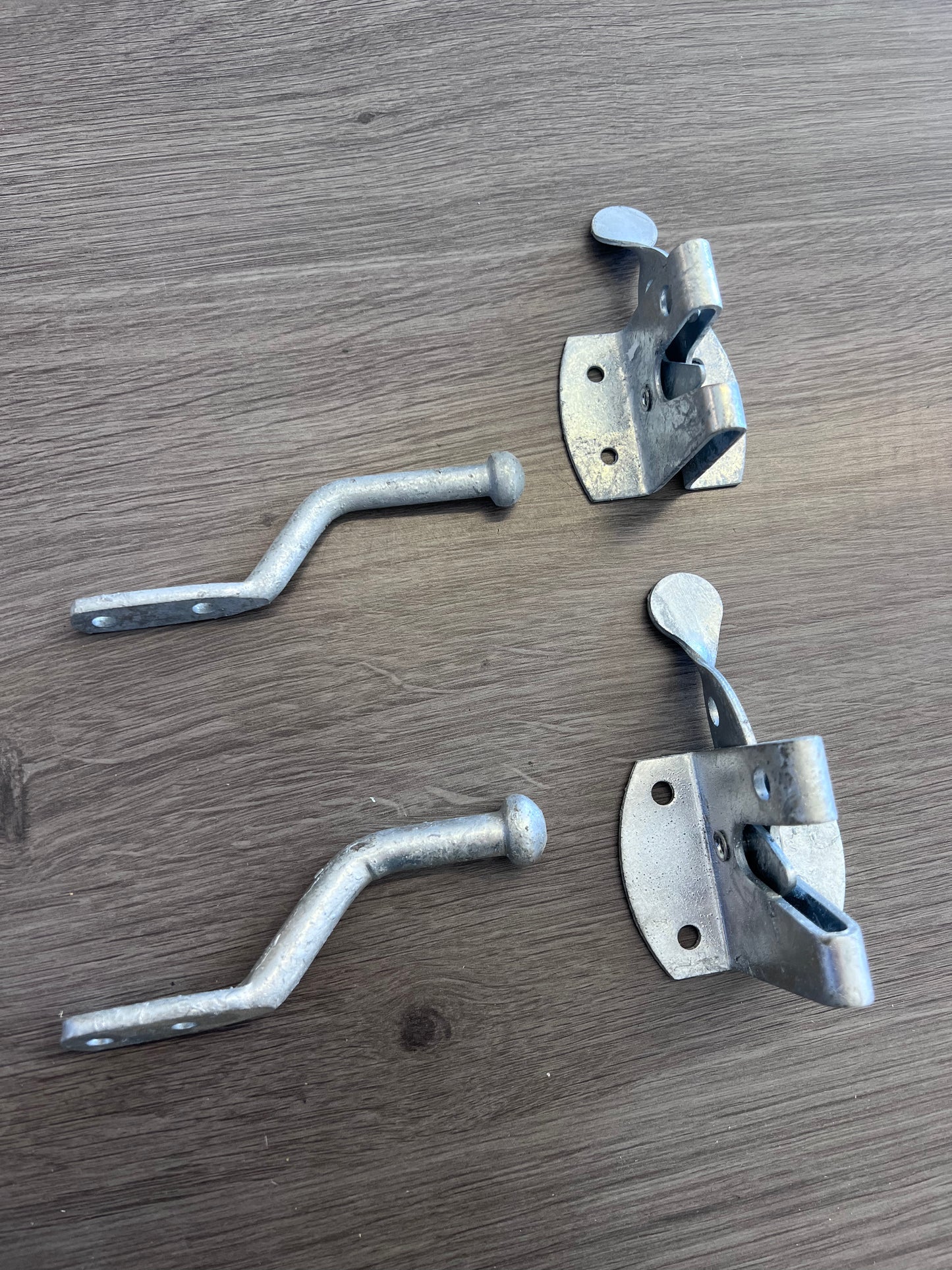 Auto Latch